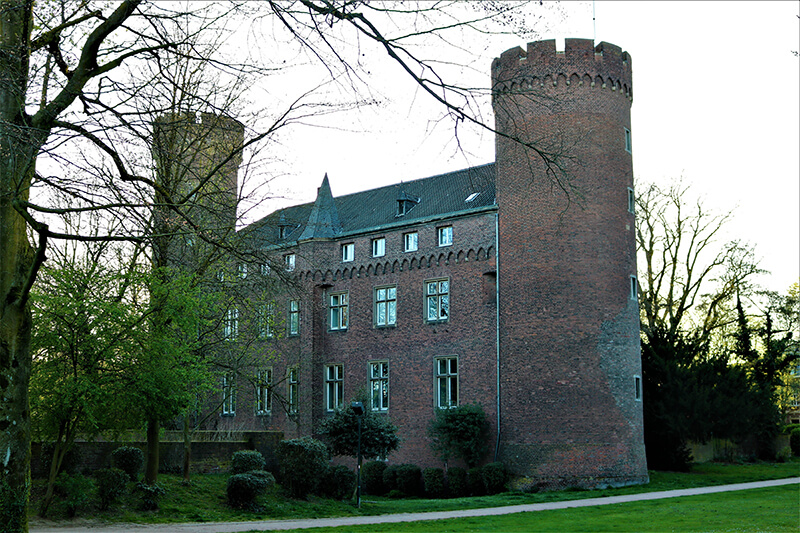 Haushaltsauflösung Kempen, Burg Kempen, Wahrzeichen der Stadt Kempen am Niederrhein